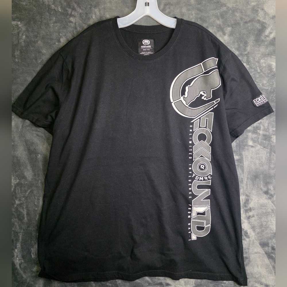 Ecko Unlimited Black Short Sleeve Tee Graphic Design